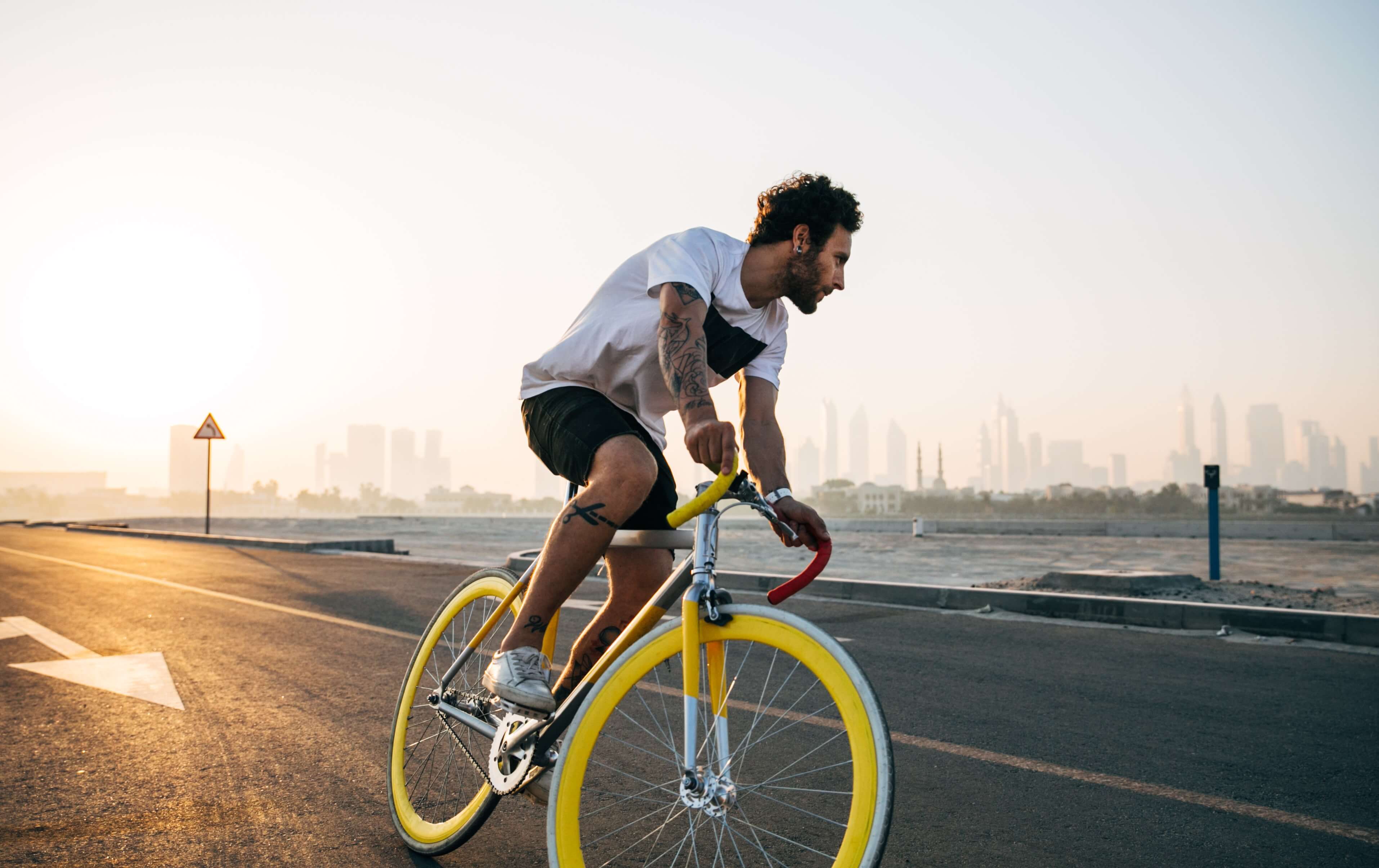 promo-picture: highway riding, yellow bike